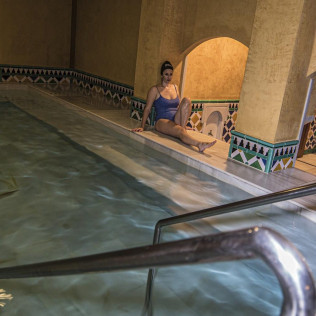 Escapada de 2 noches en Hotel Macià Real Alhambra 4* con Baños Árabes (Granada)