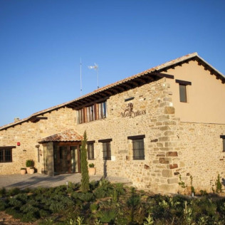 Escapada con Desayuno en Hotel Mas de Cebrián (Puertomingalvo, Teruel)