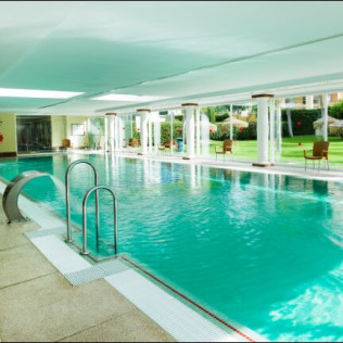 Spa, Peeling con Hidratación de Espalda y Piscina en Spa del Hotel Monarque Fuengirola Park 4* (Fuengirola, Málaga) 