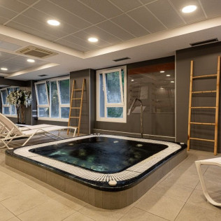Escapada con Acceso a Zona Wellness y Desayuno en Hotel Iraipe Santuario De Arantzazu (Oñate, Guipúzcoa)