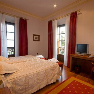 Escapada de 2 noches en Hotel Palacio de la Magdalena 4* con Circuito Spa (Soto del Barco, Asturias)