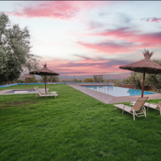 Escapada con Desayuno en Hotel Spa Villa Nazules 4* y Piloto por un Día con Vídeo (Toledo)