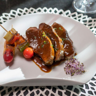 Cena para dos en Restaurante B-Lounge del Hotel Barceló Raval 4*S y Copa en la Terraza-Mirador 360º (Barcelona)