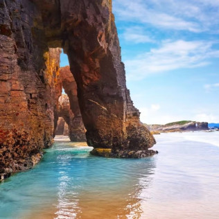 Escapada con Visita en Barco a la Playa de las Catedrales en U Hotel Aduana Ribadeo (Ribadeo, Lugo)