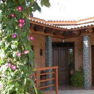 Escapada Rural en Hotel Rincón del Cierzo (Lécera, Zaragoza)