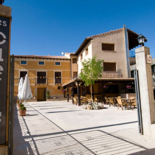 Escapada de 2 Noches en Hotel Rural Las Ollerías (Deza, Soria)