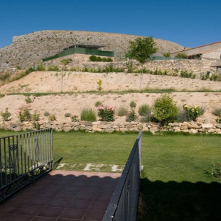 Escapada de 2 Noches en Hotel Rural Las Ollerías (Deza, Soria)