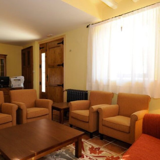 Escapada de 2 Noches en Hotel Rural Las Ollerías (Deza, Soria)