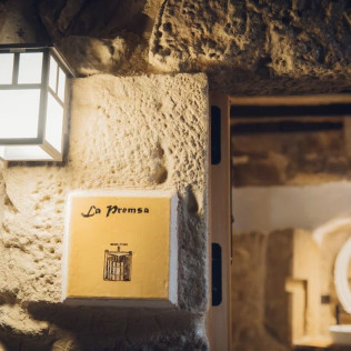 Escapada con Cena en Castell de l'Aguda (Lleida)