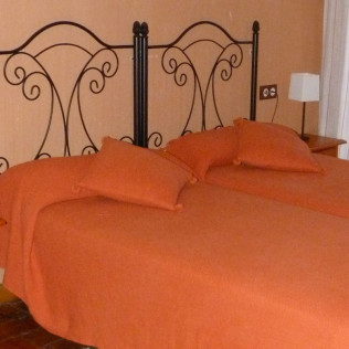 Escapada en Hotel Rural La Sinforosa 4* con Visita y Cata para dos en Bodega Las Encomiendas (Badajoz)
