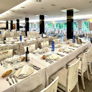 Escapada con Acceso a Zona Wellness, Desayuno y Cena en Hotel Iraipe Santuario De Arantzazu (Oñate, Guipúzcoa)