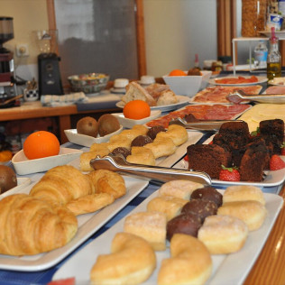 Escapada con Desayuno en Hotel Panadeiramar (Sanxenxo, Pontevedra)