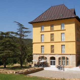 Escapada en el Iberik Rocallaura Balneari 4* con Spa, Cena y Visita al Celler Mas Foraster (Lleida y Tarragona)