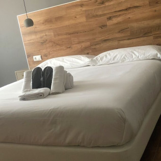 Escapada de 2 Noches con Jacuzzi en la Habitación en Hotel Palacio Torre de Galizano 4* (Galizano, Cantabria)