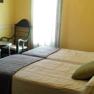 Escapada con Desayuno en Hotel Rural Valle Agadón (Monsagro, Salamanca)