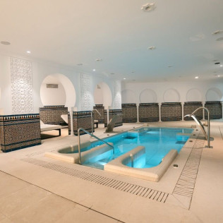 Amanara Wellness Ritual: Circuito Spa y Masaje en Hotel Villa España 4* (Benidorm, Alicante)