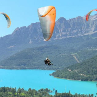 Vuelo en Parapente Biplaza con Vídeo Opcional (El Pueyo de Jaca, Huesca)