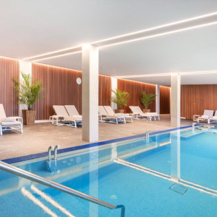 Circuito Spa y Comida o Cena para dos en Hotel Marina Badalona 4* (Badalona, Barcelona)