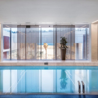 Circuito Spa y Comida o Cena para dos en Hotel Marina Badalona 4* (Badalona, Barcelona)
