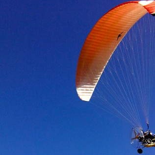 Vuelo en Parapente o Paratrike (León)