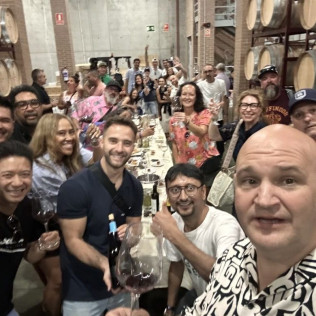 Cata de Aceite de Oliva AOVE y Vinos con el Sumiller Experto Pez Salvaje (Madrid)