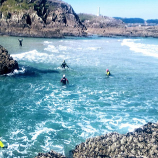 Coasteering en Costa da Vela, Cabo Home (O Hío, Pontevedra)