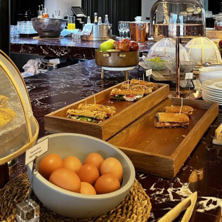 Circuito Spa, Masaje Relajante y Desayuno para dos en Serena SPA @ Sir Víctor Hotel 5* (Barcelona)