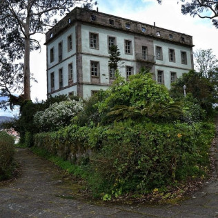 Visita Guiada a la Isla de San Simón desde Cangas y Vigo (Pontevedra)