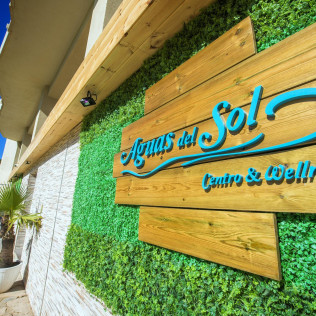 Jacuzzi Privado, Masaje y Cena para dos en Aguas del Sol Centro Wellness (Torremolinos, Málaga)