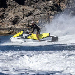 Ruta en Jet Ski (Puerto del Carmen, Lanzarote)