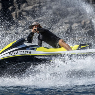 Ruta en Jet Ski (Puerto del Carmen, Lanzarote)