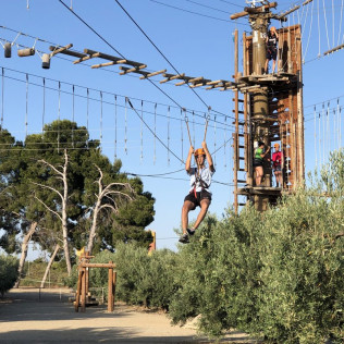 Circuito Multiaventura y Tirolinas en Jumpland Aventura Ecològica (Salou, Tarragona)