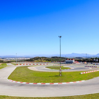 Tanda de Karting de 15 minutos para 2 ó 4 personas en Karting Campillos (L-V) (Málaga)