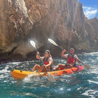 Kayak con Fotos en Racó del Conill y Benidorm: La ruta de El Aguiló (Benidorm, Alicante)