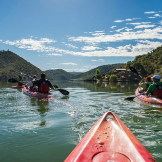 Excursión en Kayak Doble para dos (Cedillo, Cáceres)