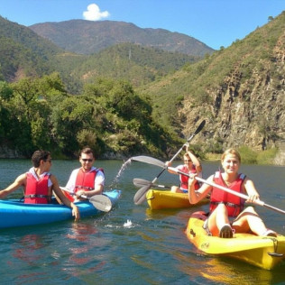 Kayak en Lago de Montaña (Marbella, Málaga)
