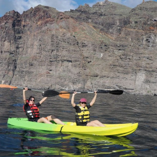 Tour Exclusivo: Paseo en Barco, Ruta en Kayak hasta el Barranco de Masca y Snorkel (Los Gigantes, Tenerife)