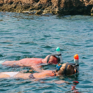 Excursión en Kayak y Snorkel en la Reserva Marina de Menorca (Fornells, Menorca)