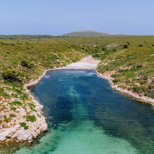 Excursión en Kayak y Snorkel en la Reserva Marina de Menorca (Fornells, Menorca)