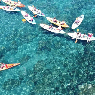 Excursión en Kayak con Snorkel en Aguas Cristalinas por Cabo de Gata (Almería)