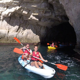 Excursión en Kayak con Snorkel en Aguas Cristalinas por Cabo de Gata (Almería)