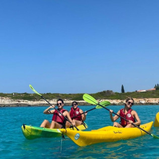 Excursión en Kayak a Cuevas & Snorkel con Fotos (Binibeca, Menorca)