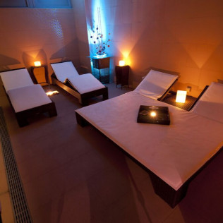 Circuito Termal Semiprivado con Hidroburbujas y Masaje para dos en Kumaras Spa (Umbrete, Sevilla)