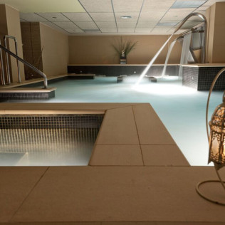 Circuito Termal Semiprivado con Hidroburbujas y Masaje para dos en Kumaras Spa (Umbrete, Sevilla)