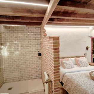 Escapada con Jacuzzi en La Casita de Albino (Castillo de Bayuela, Toledo)