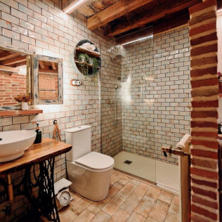 Escapada con Jacuzzi en La Casita de Albino (Castillo de Bayuela, Toledo)