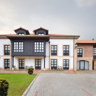 Escapada con Cena en Hotel La Casona de la Roza 4* (Villaviciosa, Asturias)