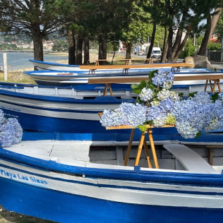 Mariscada de 1 Metro con Albariquiño para dos en Restaurante o en una Barca en la Playa (Vilanova de Arousa, Pontevedra)