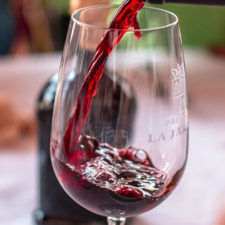 Sabores & Delicias: Visita a la Bodega con Cata de Vinos, Quesos e Ibéricos en La Jaraba (Cuenca)