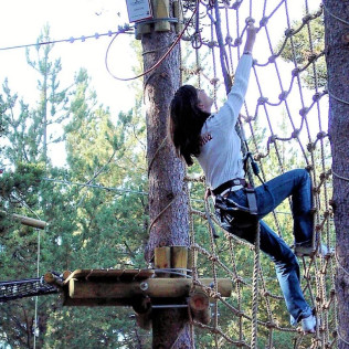 Circuitos en los Árboles: Entrada a La Molina ParcAventura (Girona)